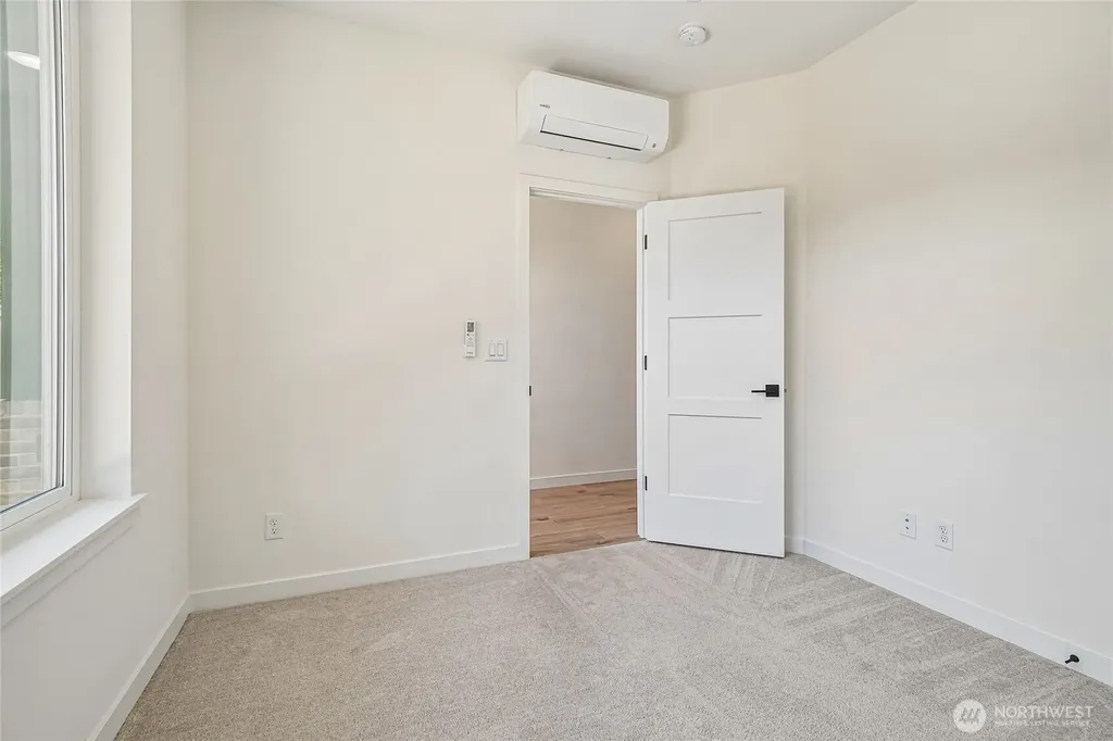 22906 56th Avenue W Mountlake Terrace WA 98043