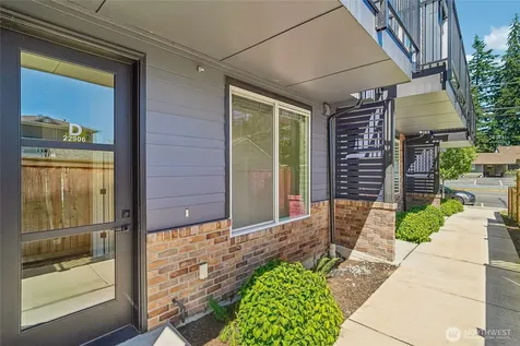 22906 56th Avenue W Mountlake Terrace WA 98043