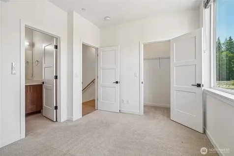22906 56th Avenue W Mountlake Terrace WA 98043