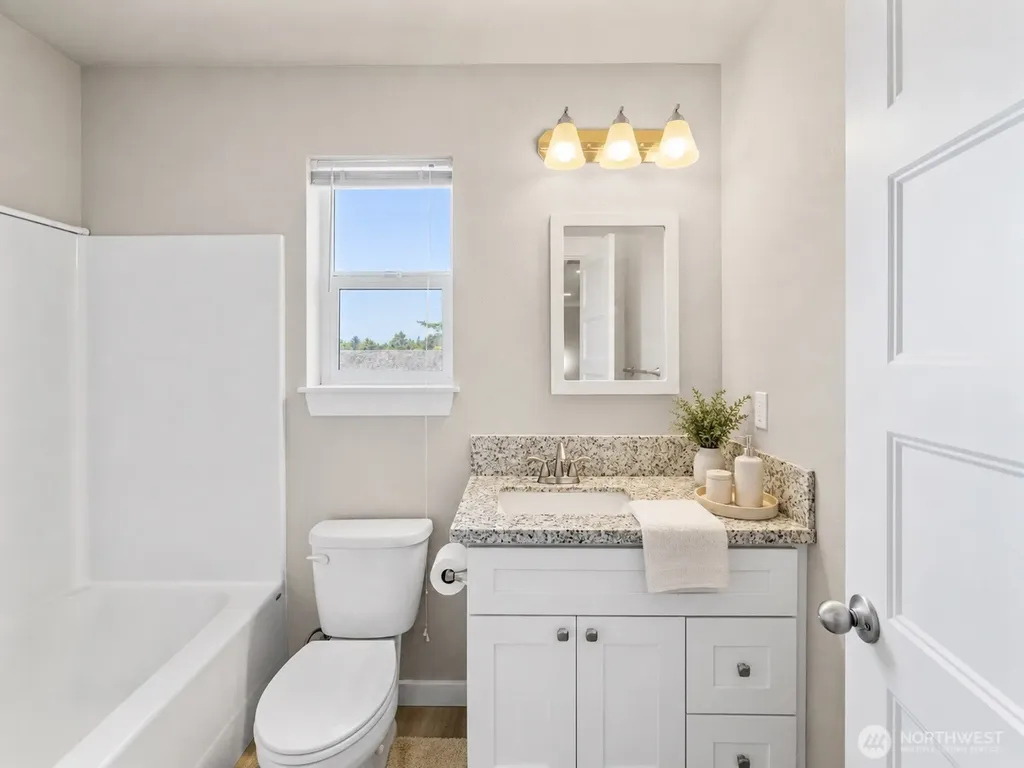 709 Wawona Avenue SW Ocean Shores WA 98569