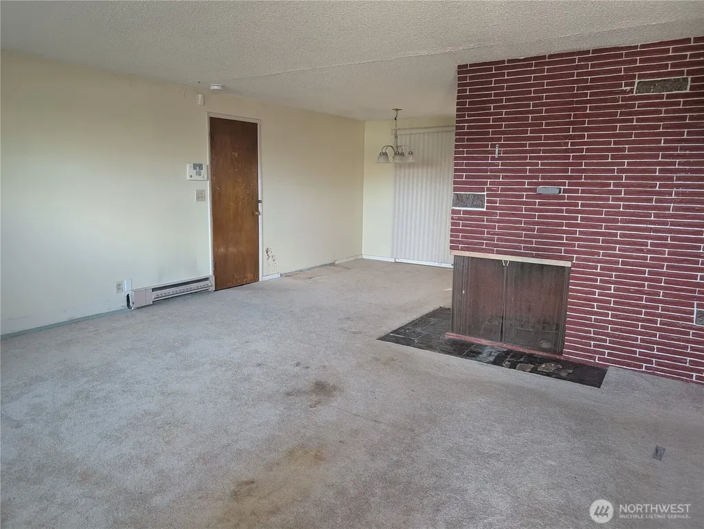 6871 27th Avenue S Seattle WA 98108