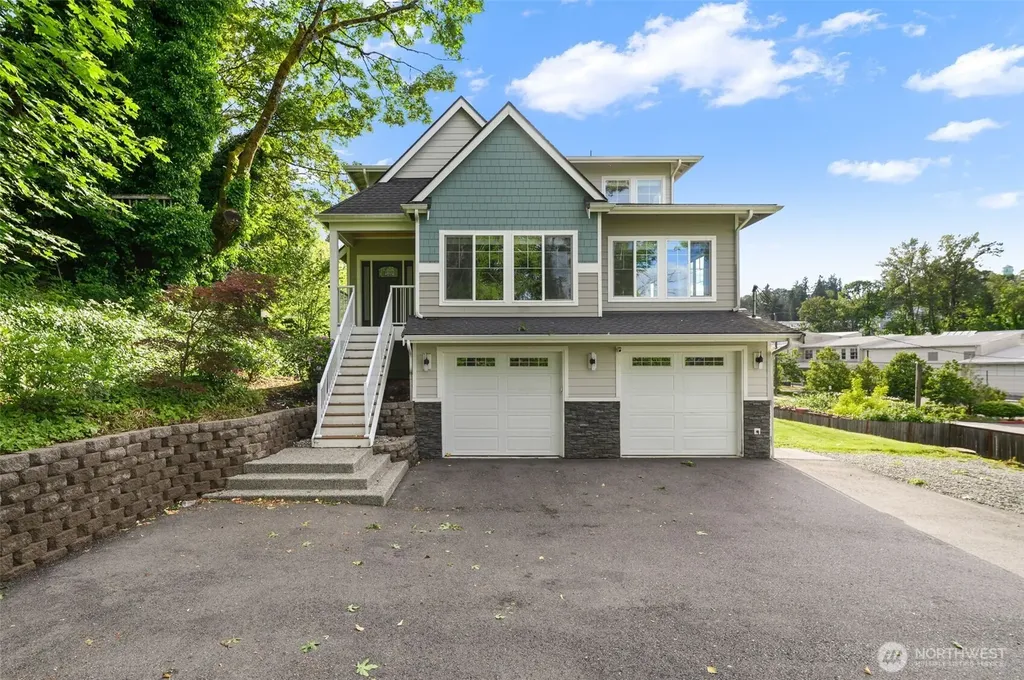 7663 S 132nd Street Seattle WA 98178
