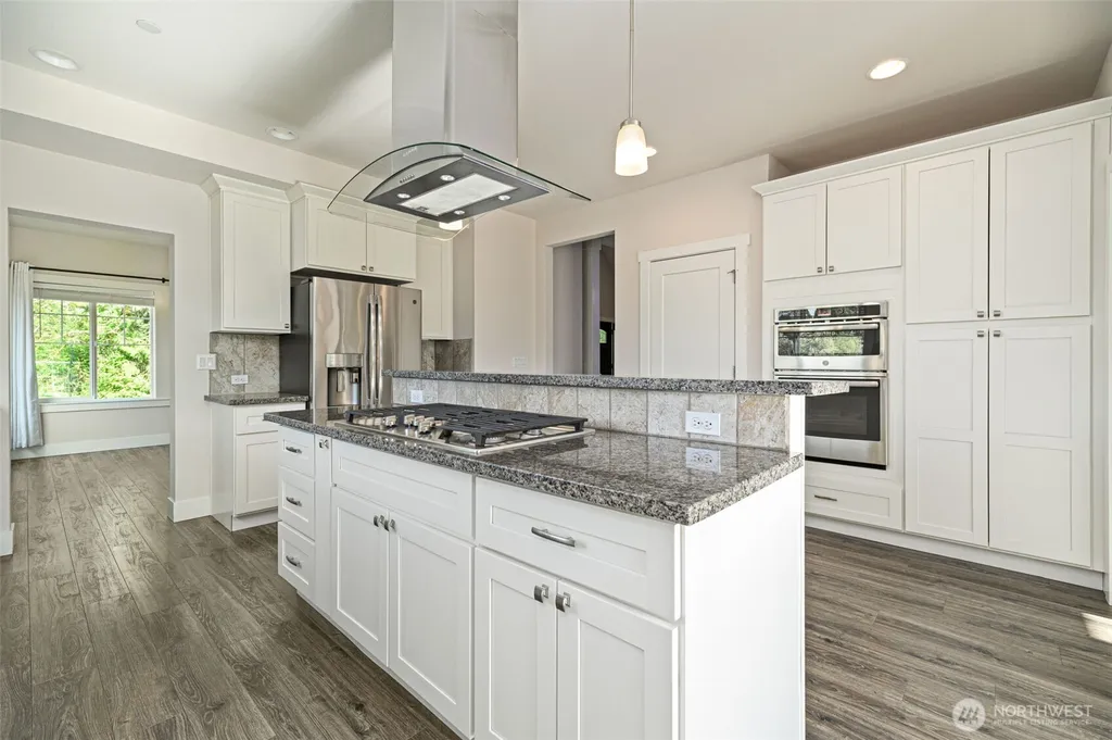 7663 S 132nd Street Seattle WA 98178