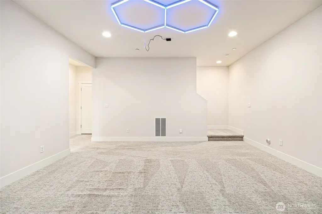 7663 S 132nd Street Seattle WA 98178