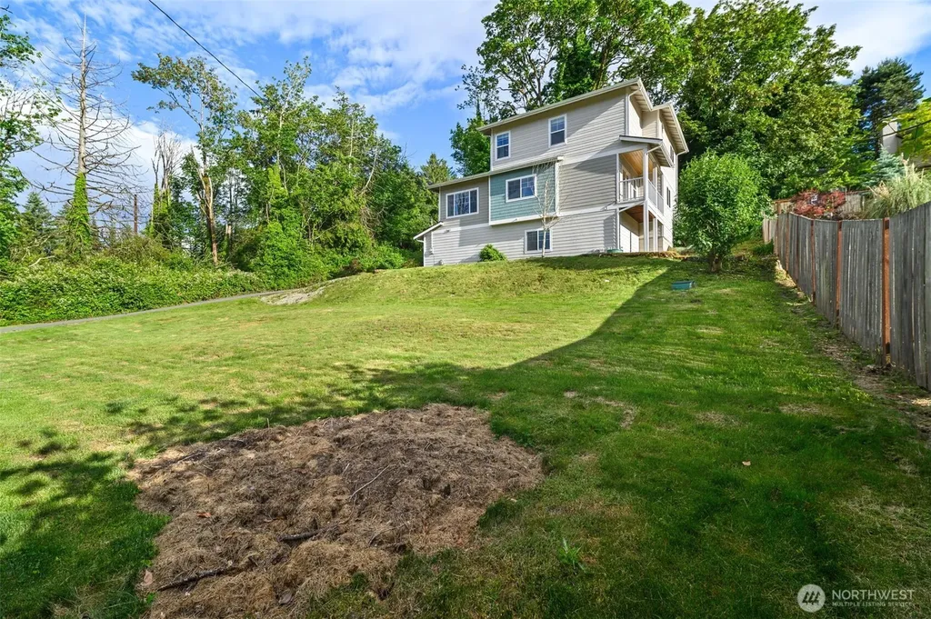 7663 S 132nd Street Seattle WA 98178