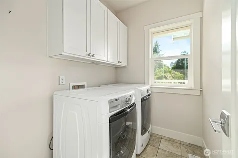 7663 S 132nd Street Seattle WA 98178
