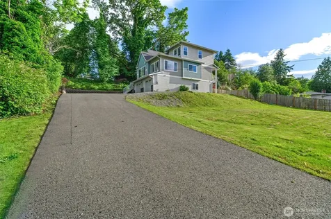 7663 S 132nd Street Seattle WA 98178