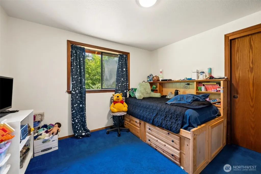 470 E Murray Road N Grapeview WA 98546