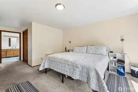 470 E Murray Road N Grapeview WA 98546