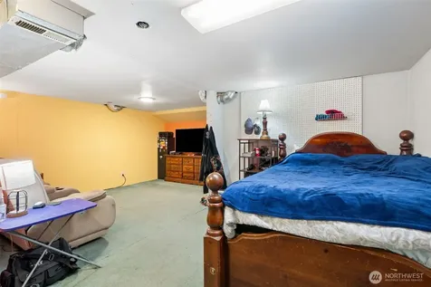 470 E Murray Road N Grapeview WA 98546