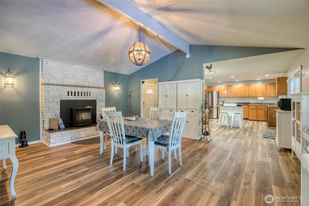 14791 Us 101 Highway Shelton WA 98584