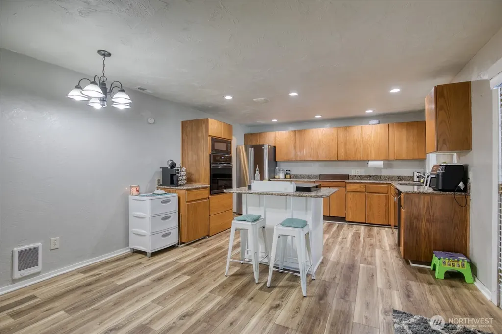 14791 Us 101 Highway Shelton WA 98584