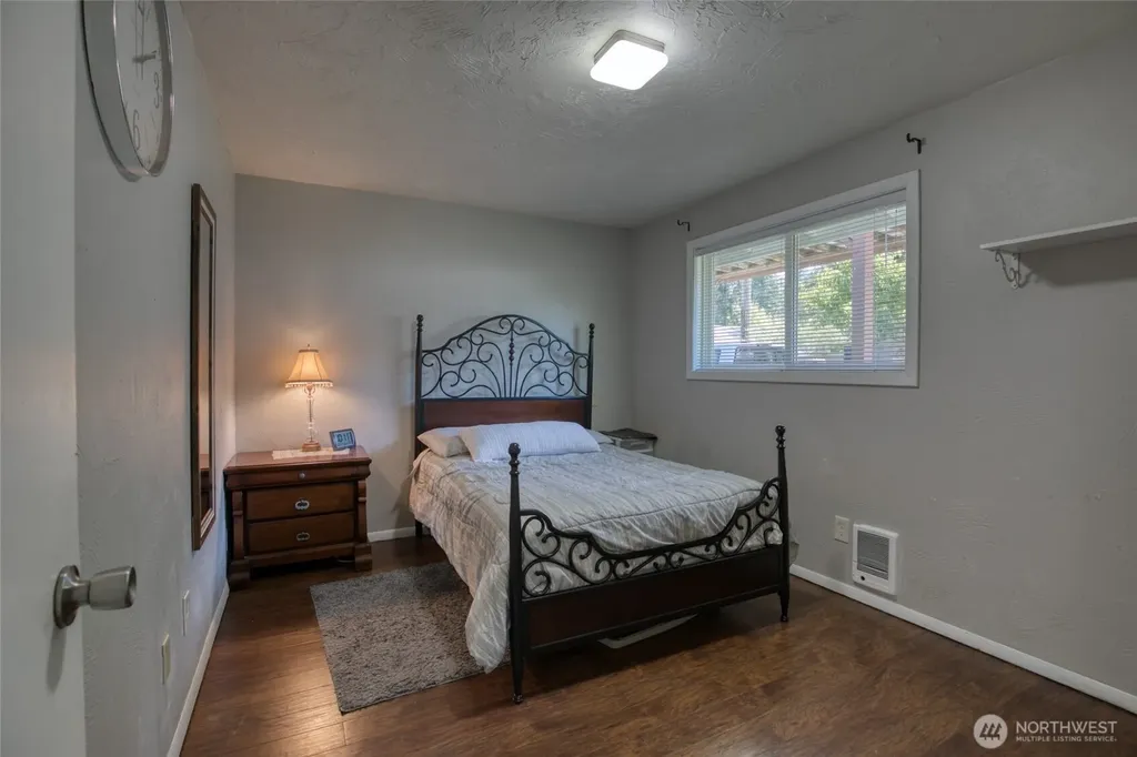 14791 Us 101 Highway Shelton WA 98584