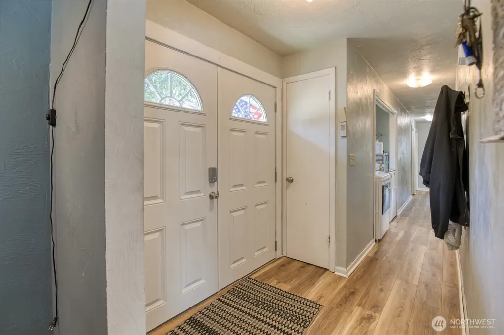 14791 Us 101 Highway Shelton WA 98584