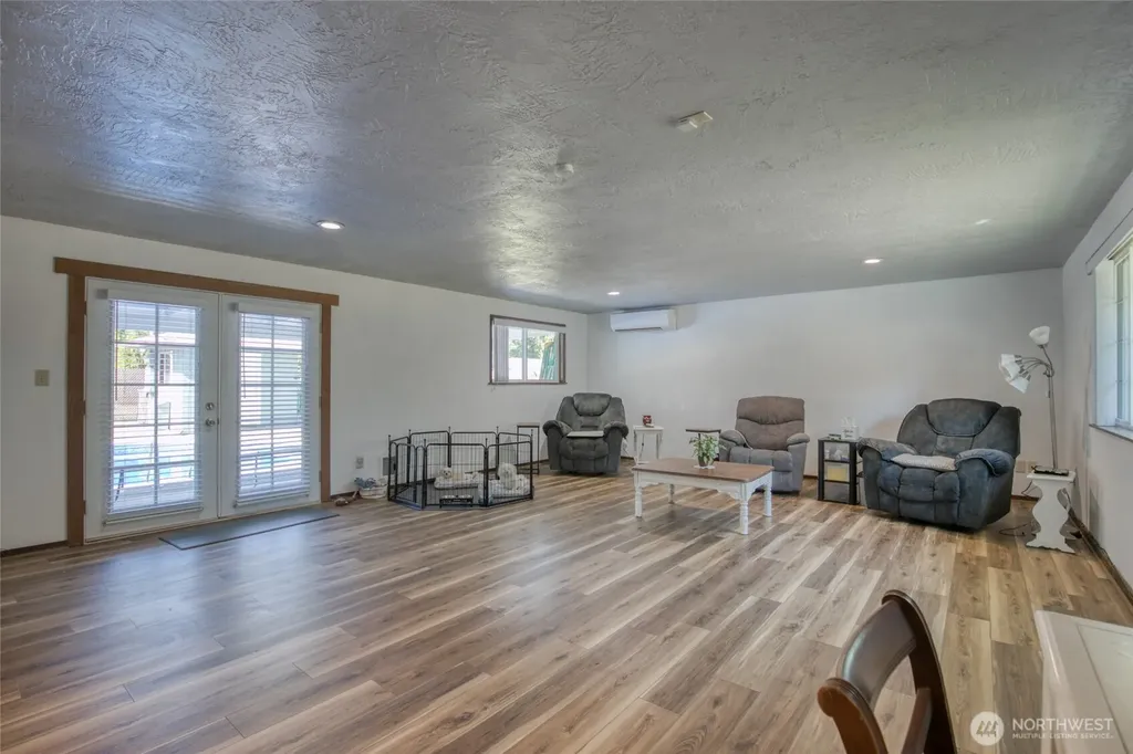 14791 Us 101 Highway Shelton WA 98584