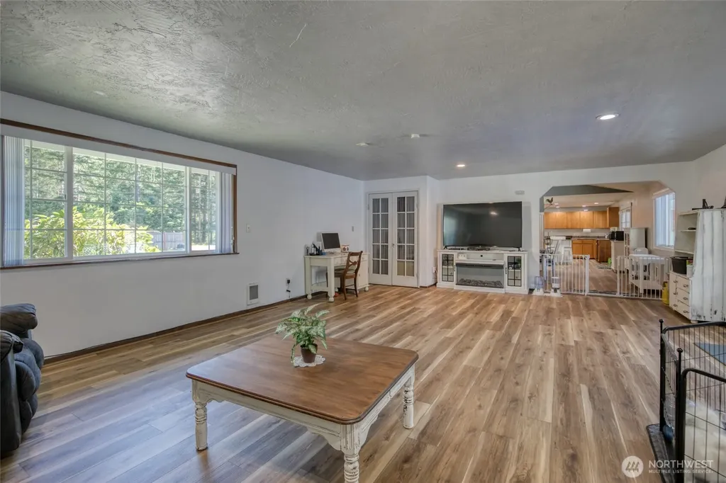 14791 Us 101 Highway Shelton WA 98584