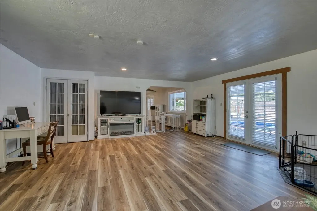 14791 Us 101 Highway Shelton WA 98584