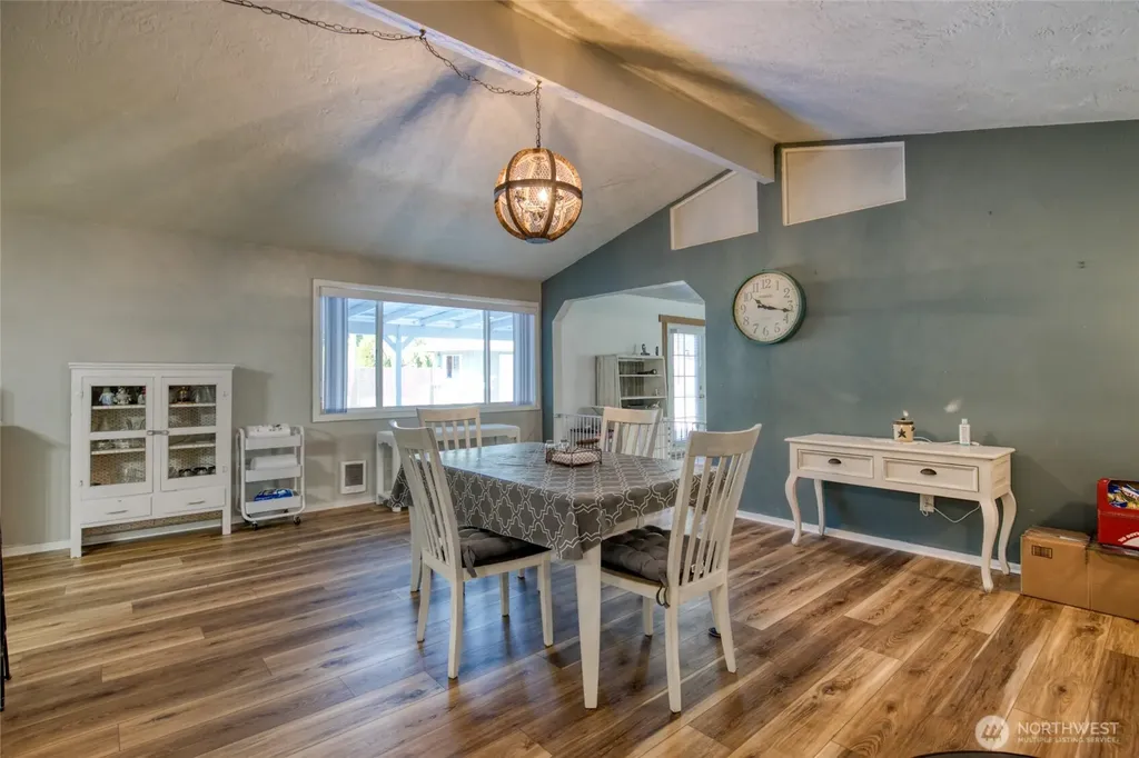 14791 Us 101 Highway Shelton WA 98584