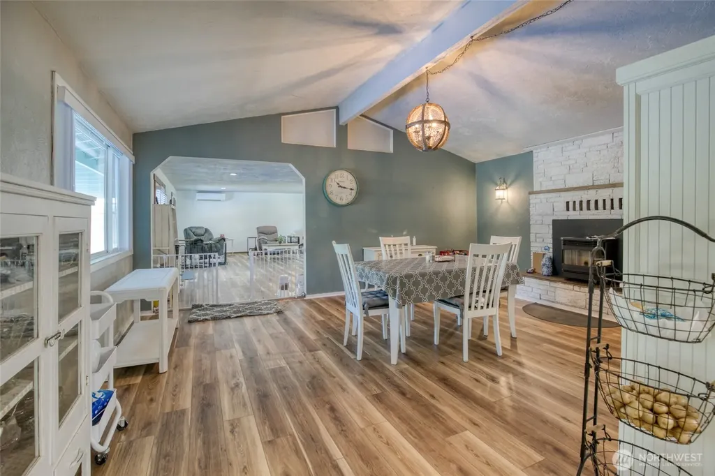 14791 Us 101 Highway Shelton WA 98584
