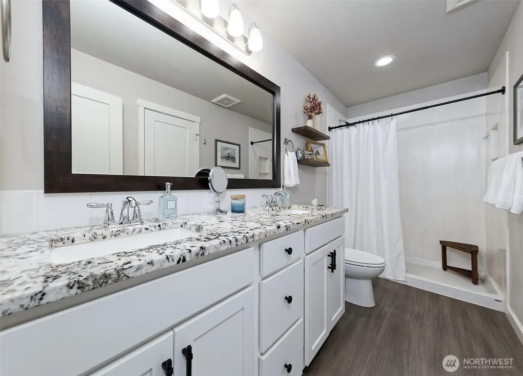 371 SE Kamilche Shores Road Shelton WA 98584