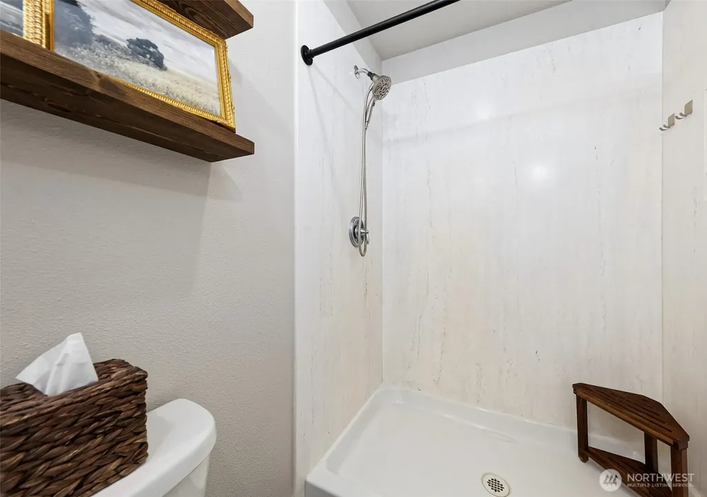 371 SE Kamilche Shores Road Shelton WA 98584