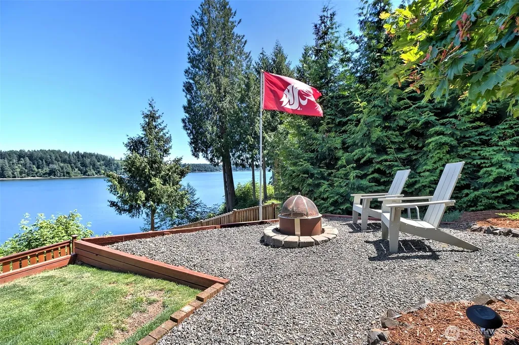 371 SE Kamilche Shores Road Shelton WA 98584