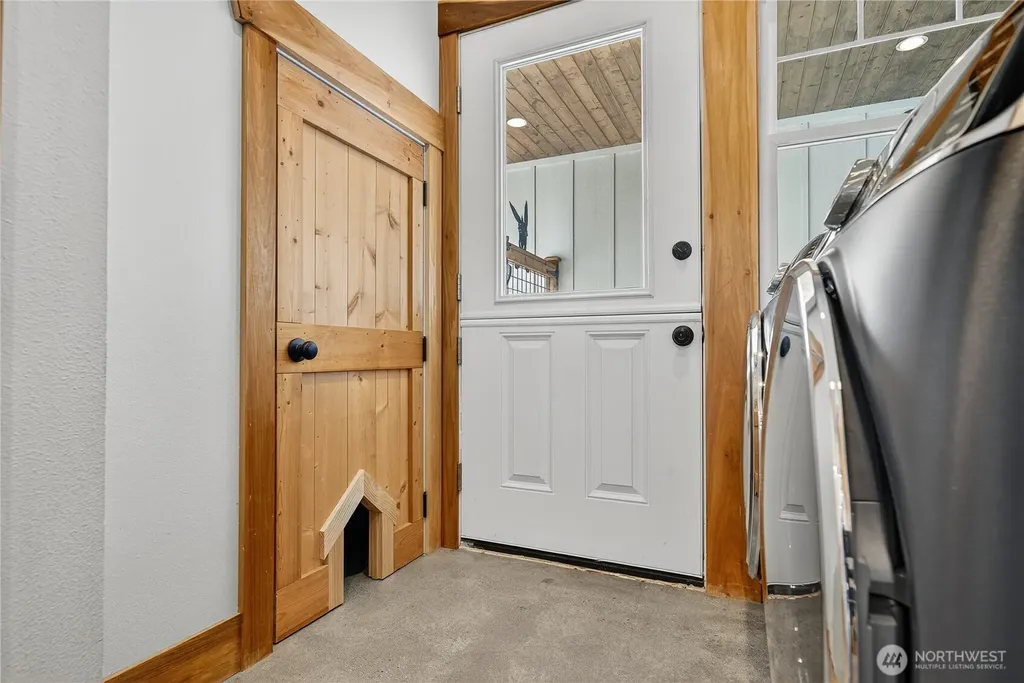 157 Russell Road Camano Island WA 98282