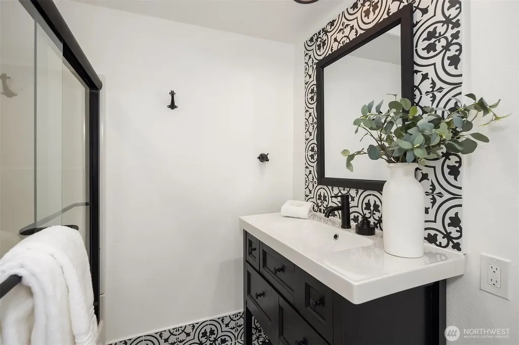 12453 NE 104th Street Kirkland WA 98033