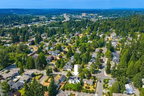 12453 NE 104th Street Kirkland WA 98033