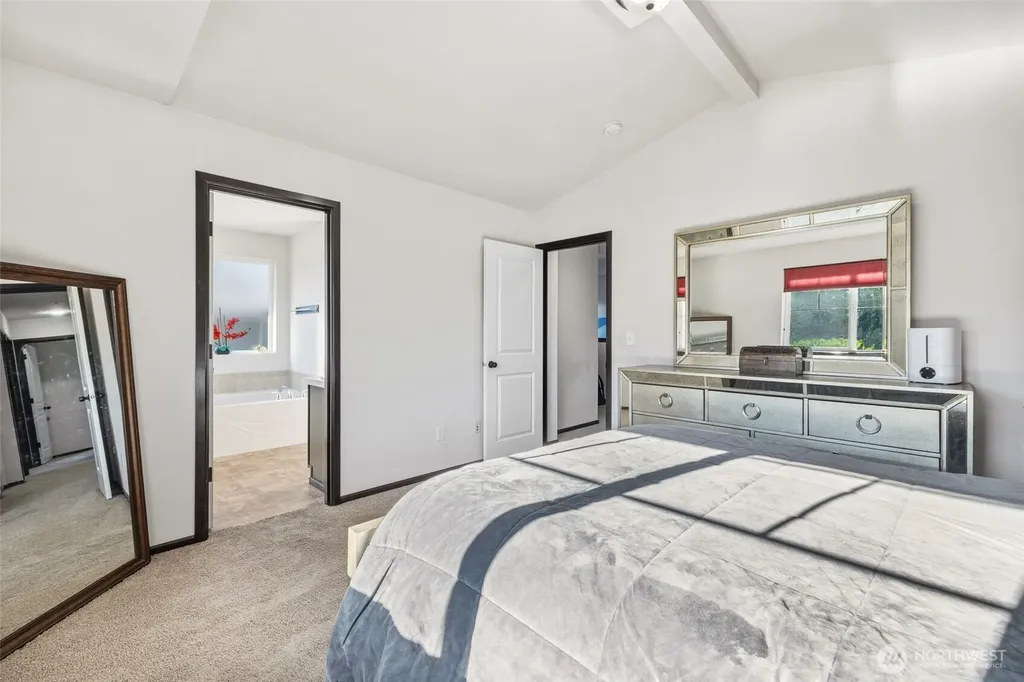 11625 10th Place W Everett WA 98204