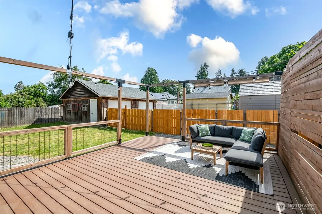 5019 S J Street Tacoma WA 98408