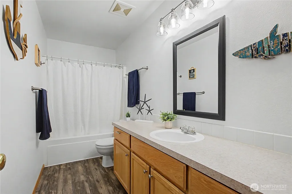 7118 Mirasett Street SW Olympia WA 98512