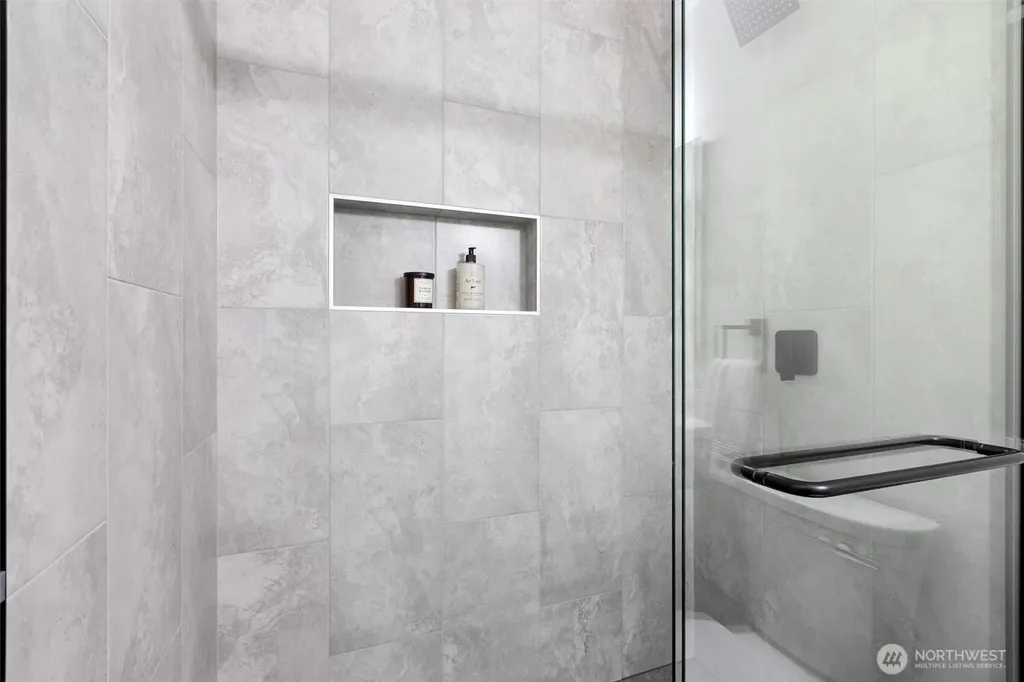 6126 189th Place SW Lynnwood WA 98036