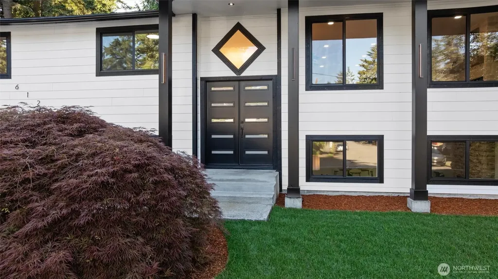 6126 189th Place SW Lynnwood WA 98036