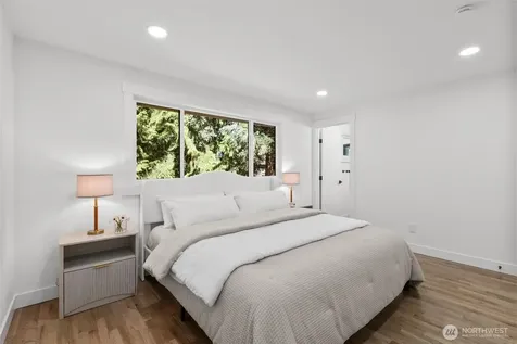 6126 189th Place SW Lynnwood WA 98036