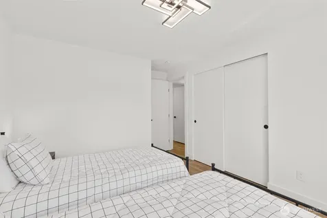 6126 189th Place SW Lynnwood WA 98036