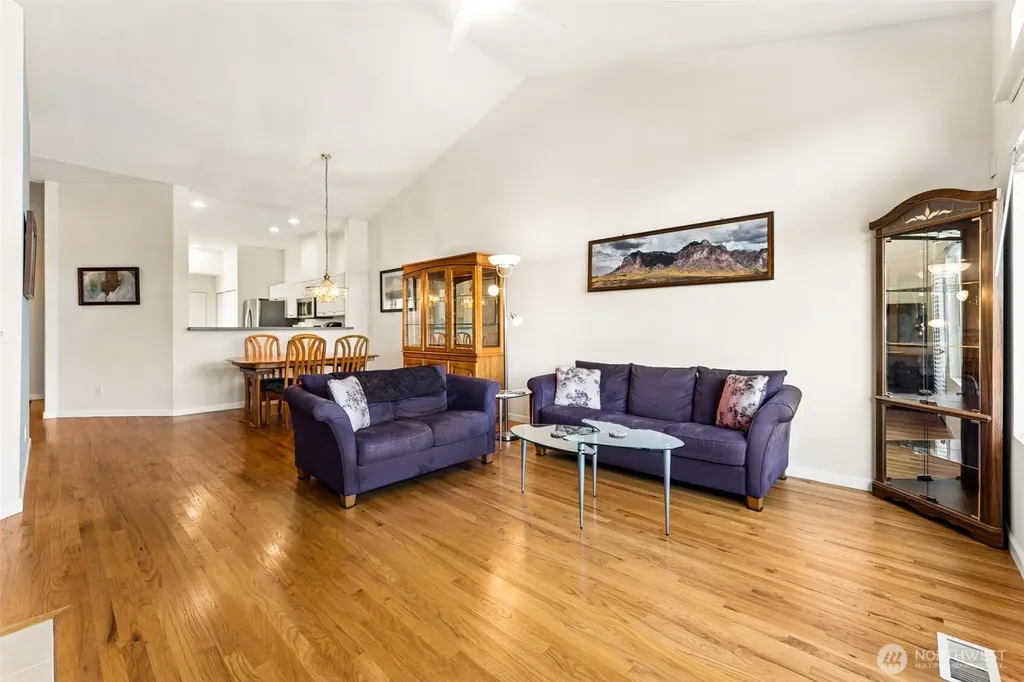 5124 S 234th Street Kent WA 98032