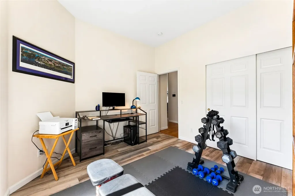 5124 S 234th Street Kent WA 98032
