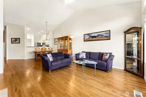 5124 S 234th Street Kent WA 98032