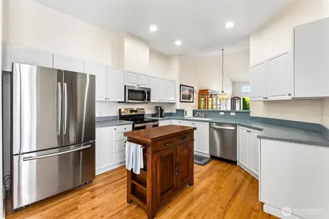 5124 S 234th Street Kent WA 98032