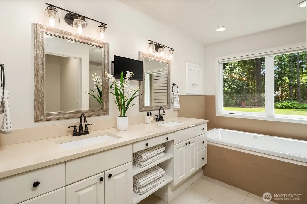 8804 221st Avenue NE Redmond WA 98053