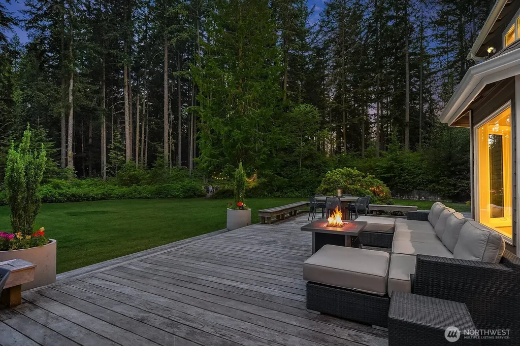 8804 221st Avenue NE Redmond WA 98053