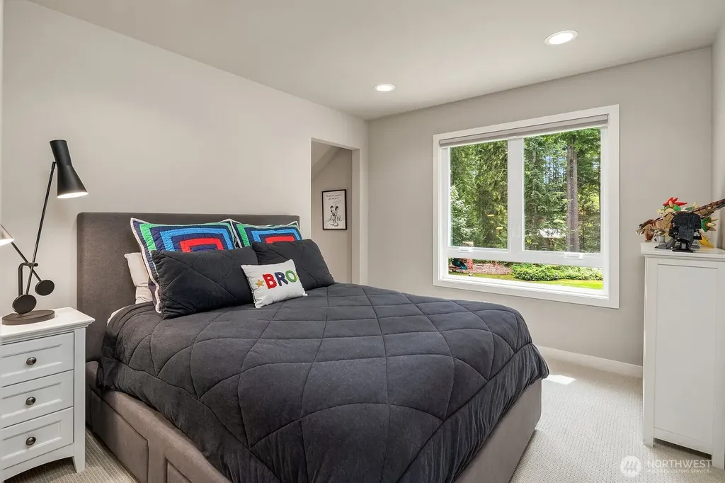8804 221st Avenue NE Redmond WA 98053