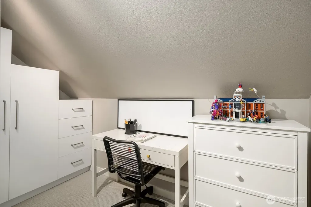 8804 221st Avenue NE Redmond WA 98053