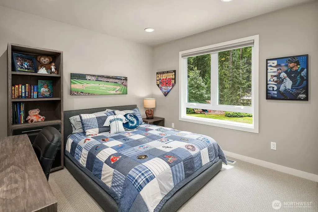 8804 221st Avenue NE Redmond WA 98053