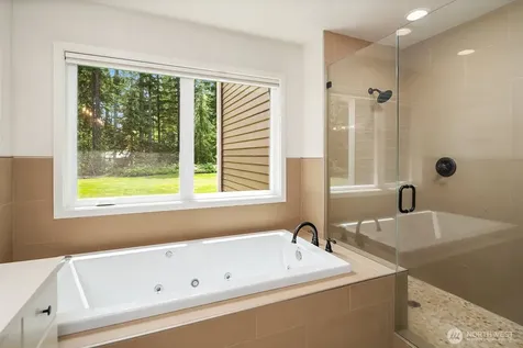 8804 221st Avenue NE Redmond WA 98053