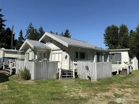 9702 22nd Avenue E Tacoma WA 98445