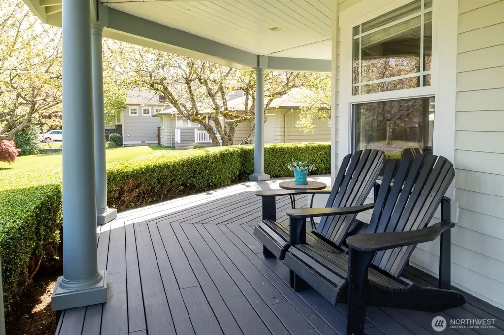 645 18th Avenue W Kirkland WA 98033