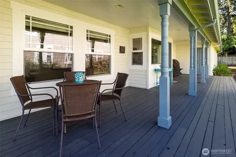 645 18th Avenue W Kirkland WA 98033