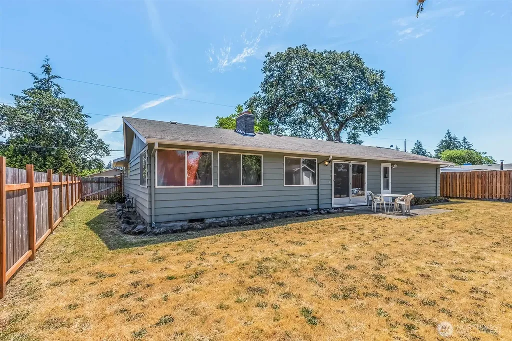 9015 Winona Street SW Lakewood WA 98498